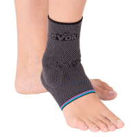 Бандаж компрессионный на голеностопный сустав с силиконовыми пелотами Т-8681 Evolution "Тривес" (S) Бандаж компрессионный на голеностопный сустав с силиконовыми пелотами Т-8681 Evolution "Тривес" (S)