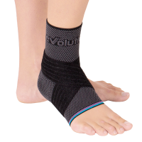 Бандаж компрессионный на голеностопный сустав со стяжкой Т-8683 Evolution "Тривес" (S) Бандаж компрессионный на голеностопный сустав со стяжкой Т-8683 Evolution "Тривес" (S)